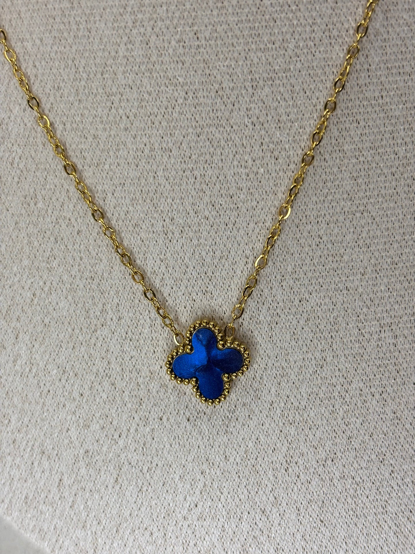 Collier Éléna